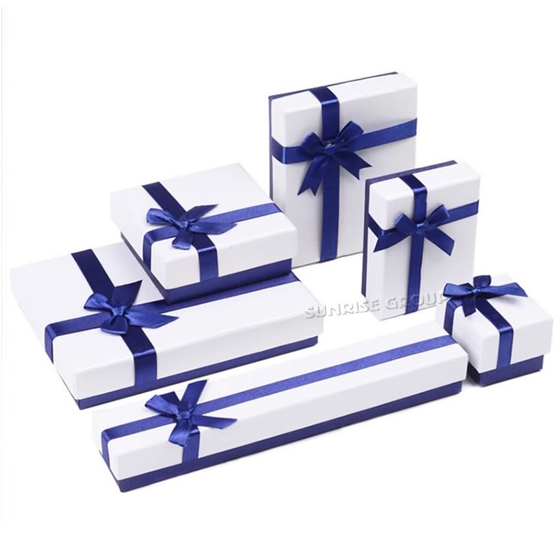 Boîte personnalisée d'emballage de cadeau de bijoux de carton