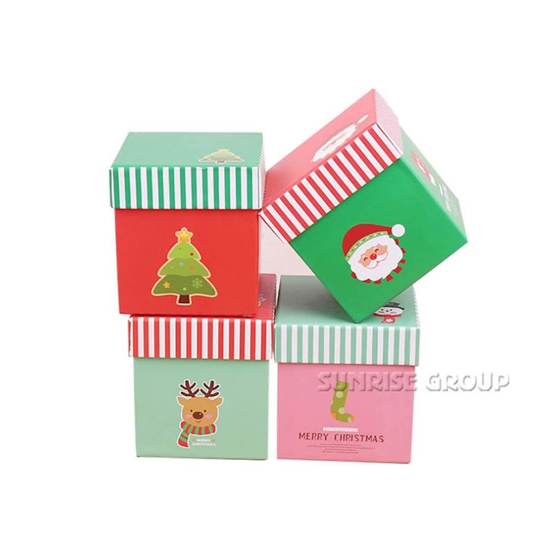 Boîte-cadeau de pomme de réveillon de Noël de petit papier carré