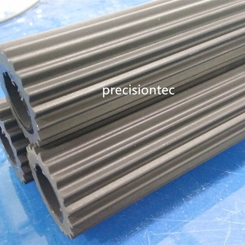 Article moulé à base de silicone