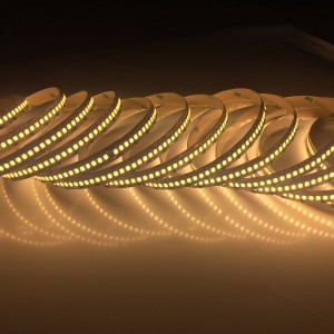 Haute Qualité 240LED Par Mètre Smd 2835 Lumens De Bande Flexible De Luminosité Élevée Élevée De Luminosité Élevée 12v LED