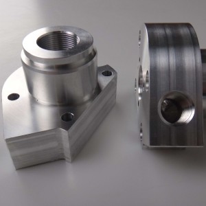 Personnalisation de pièces automobiles non standard