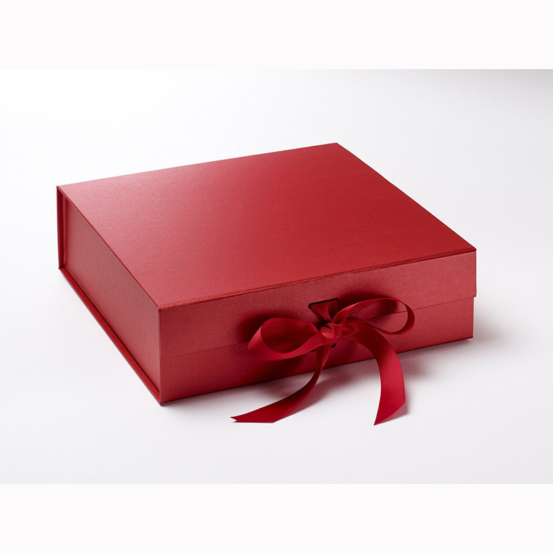 Coffret cadeau élégant en forme de livre classique