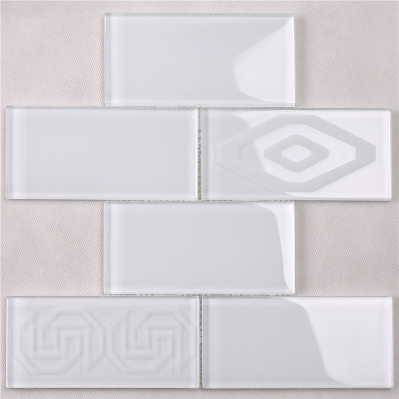 HSP43 Le plus récent décore la conception de carreaux de mur de mosaïque de salle de bains antidérapante blanche