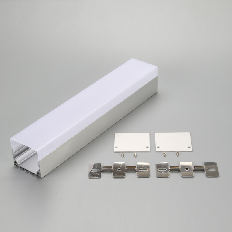Grands clips de montage linéaire pour luminaire linéaire à LED
