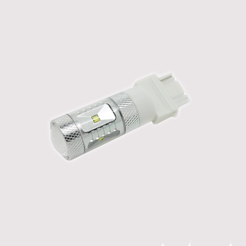 Le CREE XBD 1156 7440 3156 de puissance élevée 30w a mené la lumière de clignotant a mené la lumière renversée de retour