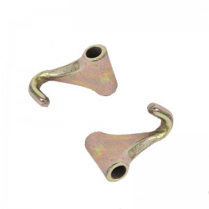 Crochet forgé du bout des doigts jaune plaqué