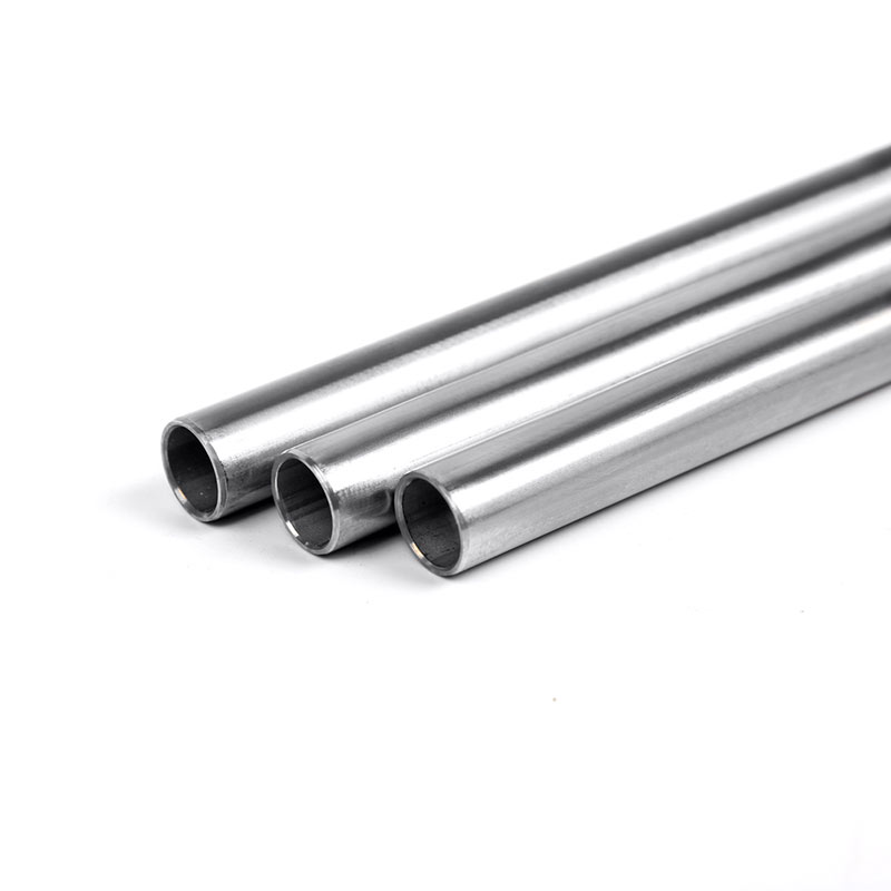 445J2 / 44660 PIPE | Tuyau soudé en acier inoxydable - Utilisation de ferrite pour l'équipement d'énergie solaire et l'usine pétrochimique