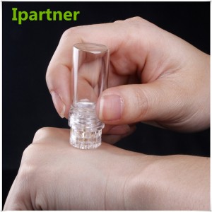 Machine de traitement par micro-aiguilletage Hydra à approvisionnement direct