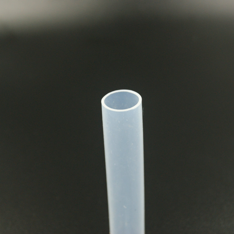 Tuyau en caoutchouc de silicone transparent