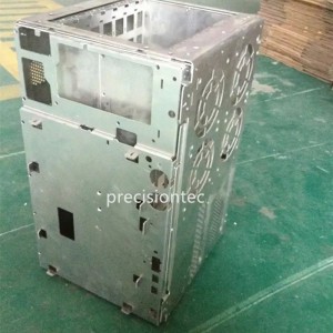 Pièce métallique en poudre usinée