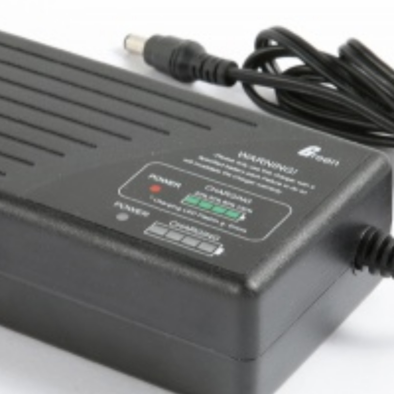 Chargeur de batterie NIMH pour batteries NIMH / NICD 24V ~ 48V