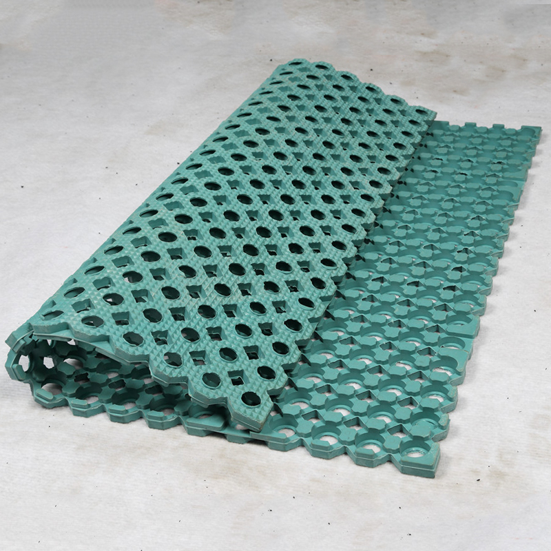 Fabricant de la Chine Poreuse en caoutchouc tapis de drainage tapis de sol en caoutchouc pour l'atelier