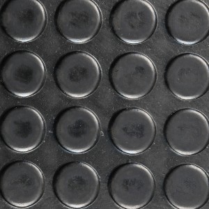 Rouleau de tapis en caoutchouc à points ronds résistant au feu pour hôpitaux