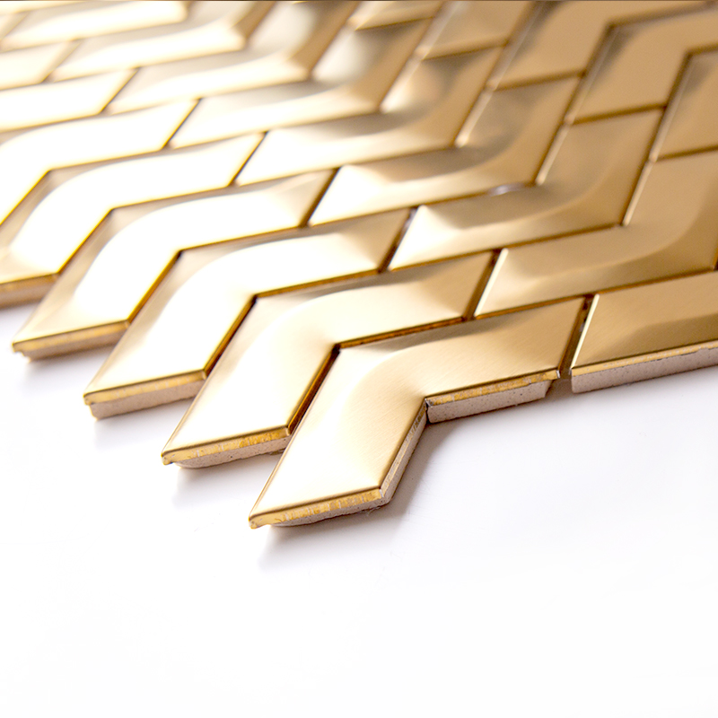 Le métal de chevron dalle la mosaïque d'acier inoxydable de tuiles pour la mosaïque de carreaux de mur de cuisine / salle de bains