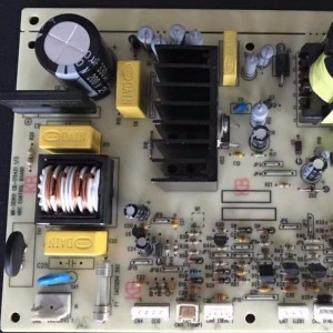 Tableau de commande du processeur de riz