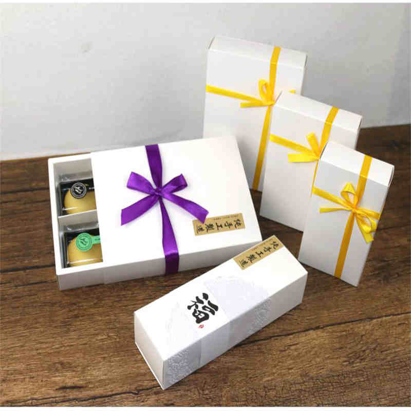 Papier cadeau carton de haute qualité intervalle emballage emballage luxe stylo présentoir pour logo personnalisé promotion