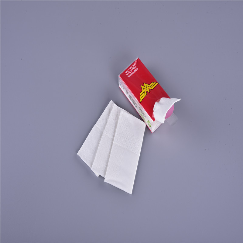 Mouchoirs souples en sachets plastiques imprimés