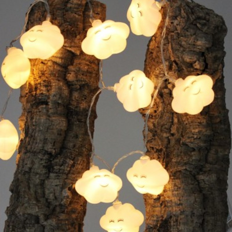 Lumières De Chaîne De Nuage