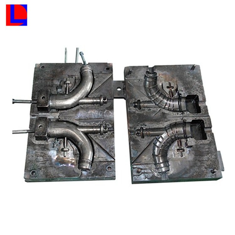 Chine fabrication tuyau Moule Fabricant En Caoutchouc Multi Cavité Injection Auto pièce tuyau Moule