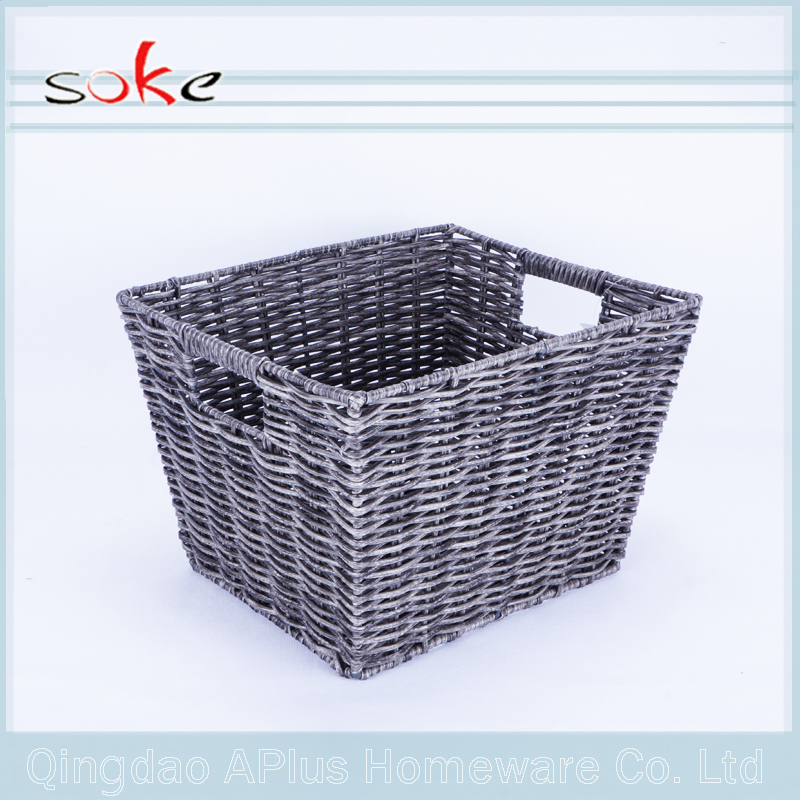 Panier de rangement tissé à la main en rotin PE de bonne qualité