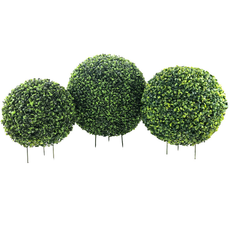Boules d'herbe artificielles modernes de buis