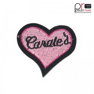 Patch de paillettes en forme de coeur