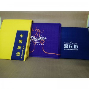 Auto-scellant propre logo impression aluminium brillant foilfilm personnalisé rose or métallique bulle mailer sacs