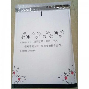 éco-adhésifs personnalisés de petite taille de poly mailers de bulle de conception faite sur commande amicale de logo auto-adhésifs rembourrés