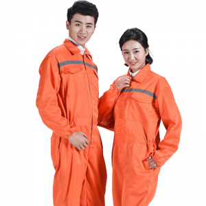 vous pouvez entreprendre un voyage sur mesure avec des vêtements de travail