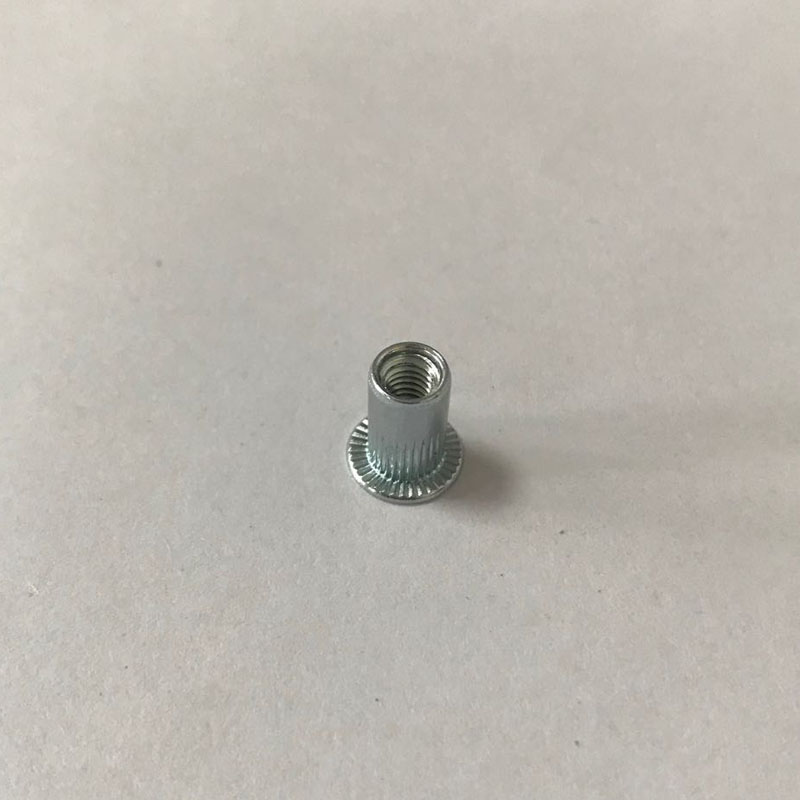 écrou riveté tête plate kunrled