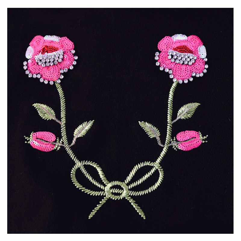 Vêtements pour femmes sur mesure pulls de pull de broderie de fleur tricotés