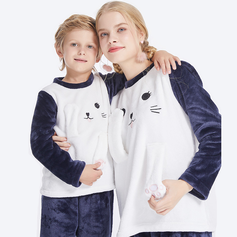 Ensemble de pyjama en laine polaire assorti en flanelle