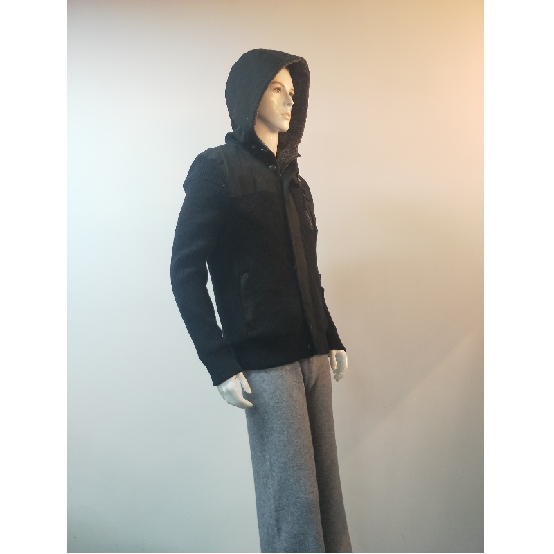 MANTEAU PULL NOIR À CAPUCHE RLMS0074F