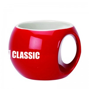 Tasse en céramique adaptée aux besoins du client de tasse de café de baleine 3D pour des cadeaux de vacances de tasse de boisson
