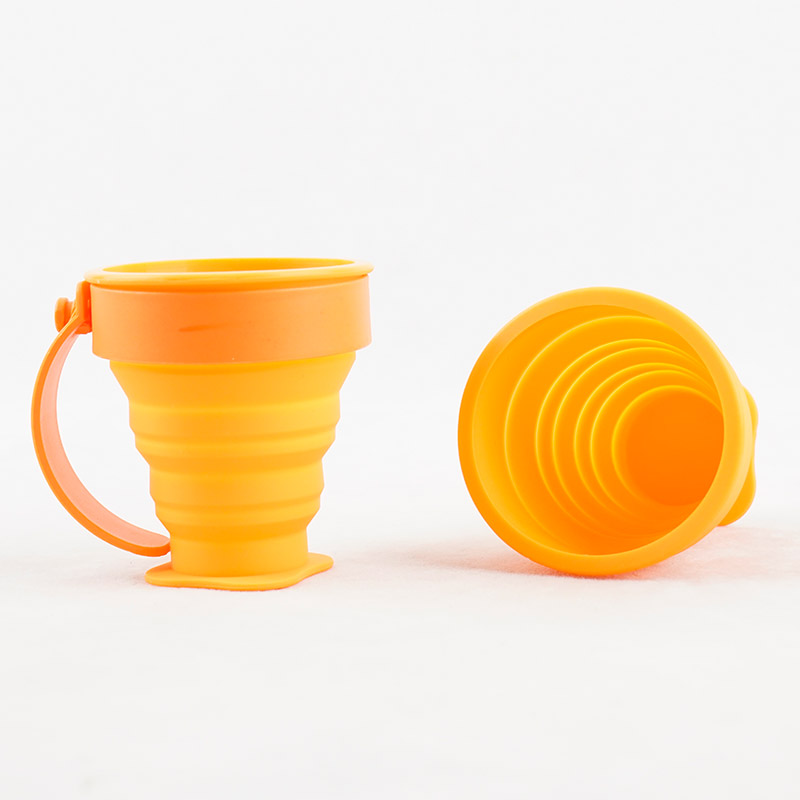 Tasse pliable de siliocne