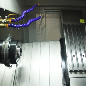Tour CNC longue course avec fraisage latéral ou en bout