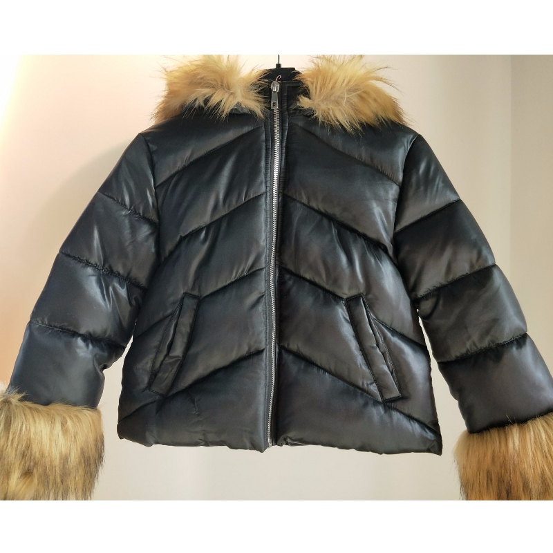 MANTEAU À CAPUCHE NOIR POUR ENFANTS RLCPC0002