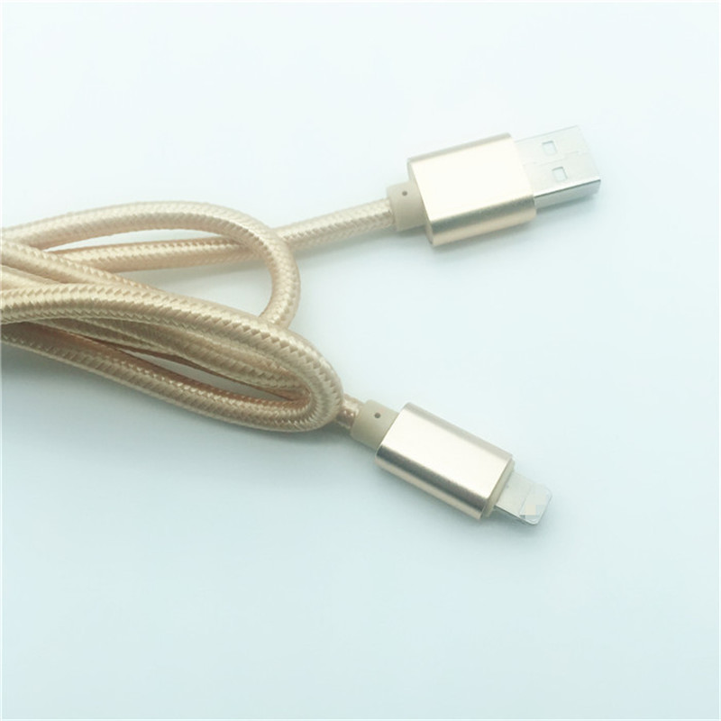 KPS-1005CB 8PIN Vente chaude 1M nylon tressé 2.4A câble de données de charge rapide USB