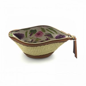 Trousse de toilette tissée