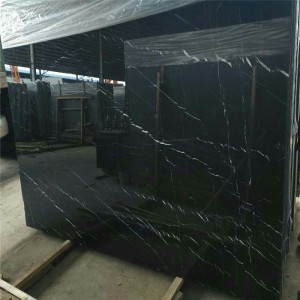 Marbre Nero Marquina à rayures blanches