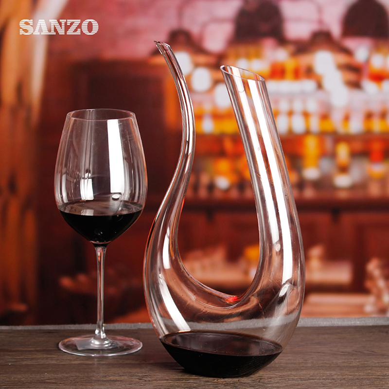 Carafe en verre cristal avec fabricant de verrerie personnalisée Sanzo