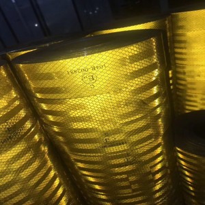 ruban réfléchissant de sécurité pour remorques