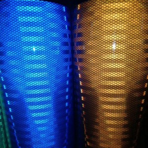 ruban de sécurité bande réfléchissante jaune noir