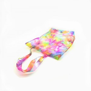 sac à provisions de couleur vive