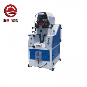 Machine à fabriquer les chaussures au talon