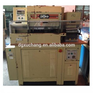 Machine à colorer double face pour courroie