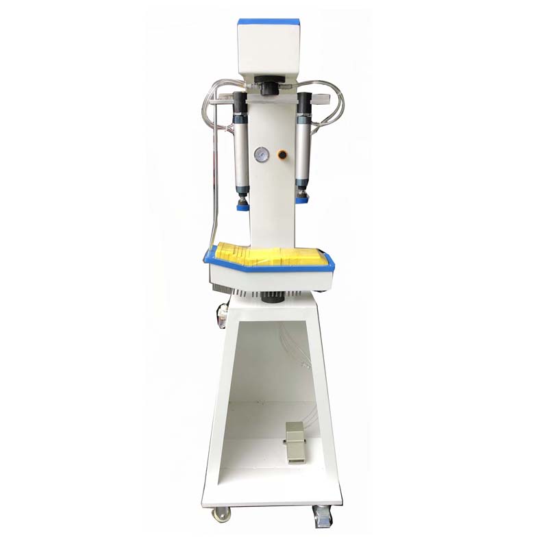 semelle de chaussure en cuir de sport machine de marquage