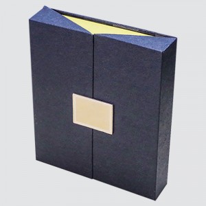 Luxueux coffret cadeau exquis et personnalisé