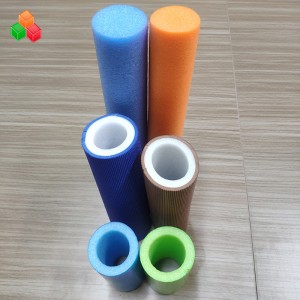 La mousse creuse douce superbe de tubes rond de mousse de PVC EVA EPE pour l'équipement \/ emballage de terrain de jeu d'intérieur