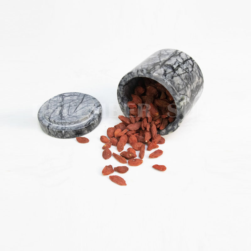 Pot en marbre avec couvercle ustensiles de cuisine